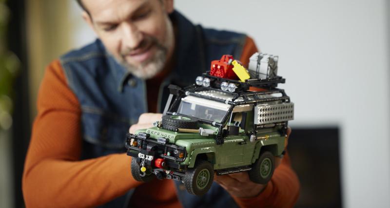  - Lego lance un Land Rover Defender Classic 90 de 2 336 pièces pour un prix salé