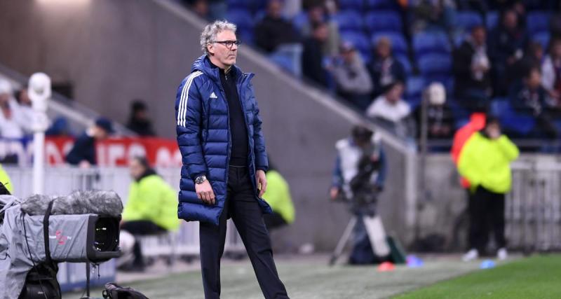  - OL : Blanc dézingue ses joueurs et avoue avoir frôlé la catastrophe avec Lacazette !