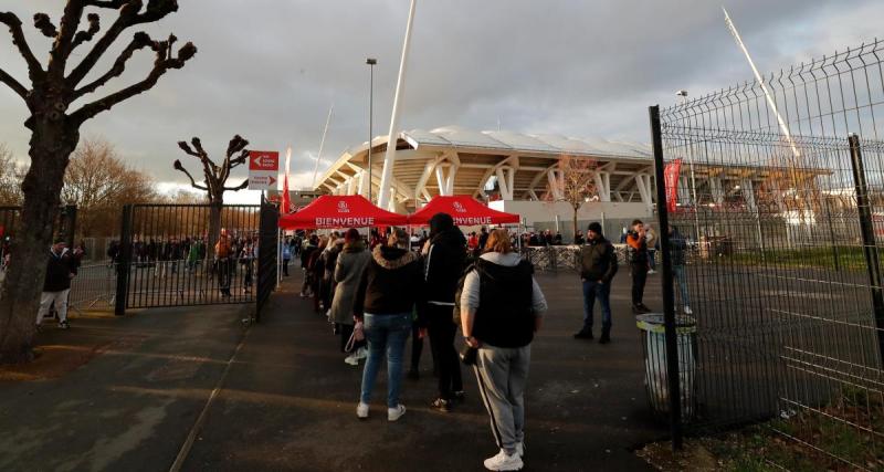 - Stade de Reims - OM : ça chauffe entre les supporters avant le match !