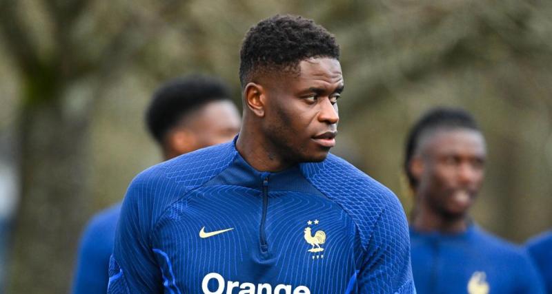  - Equipe de France : la hiérarchie chez les gardiens, un hommage à Lloris et Mandanda, ... l'essentiel de la conférence de presse de Samba 
