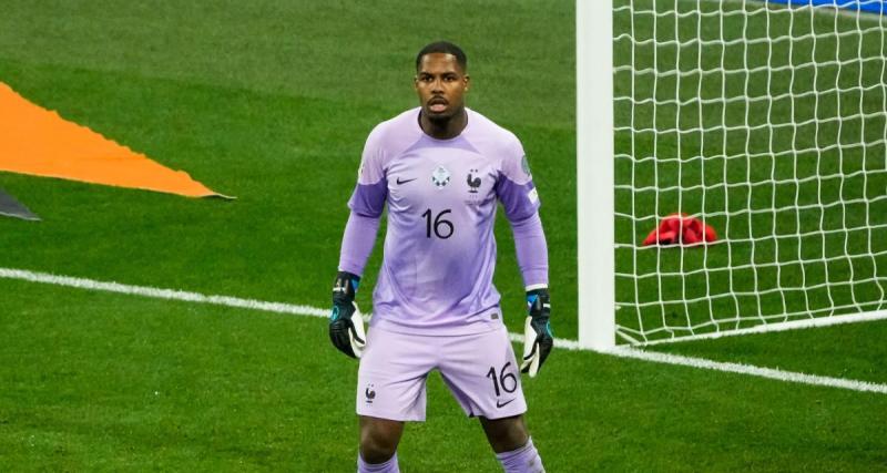  - France - Pays-Bas : l'incroyable arrêt de Maignan sur penalty pour assurer son clean sheet !
