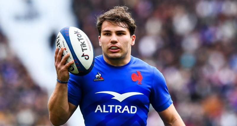  - Six Nations : Antoine Dupont élu meilleur joueur pour la 3e fois, un record égalé pour le Français 