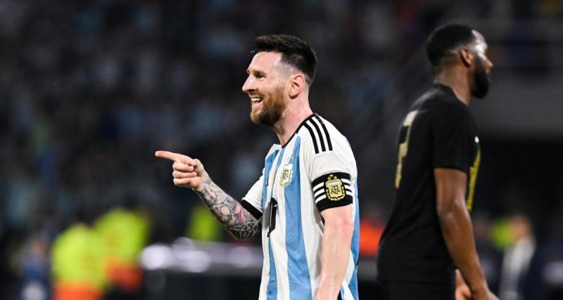  - PSG : coup de tonnerre, Messi devrait finalement prolonger à Paris et envisagerait une fin de carrière à la Zidane !