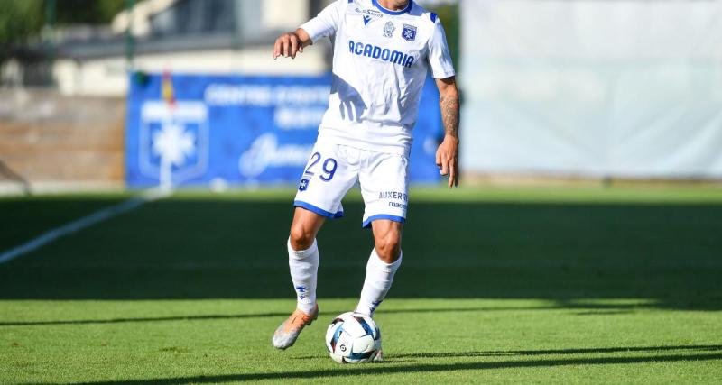  - Auxerre : la réserve et les féminines contraintes de changer de stade !