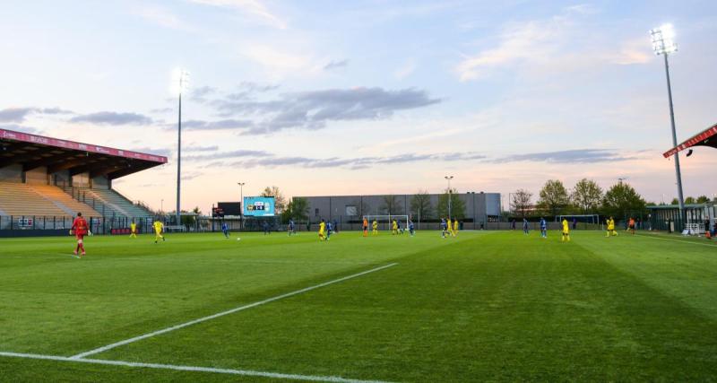  - National 2 : une rencontre retardée à cause… d’un panneau du stade risquant de tomber !