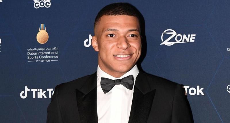  - PSG : le message de Mbappé en soutien aux femmes 