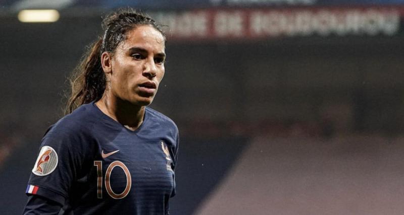  - Une grande première : Amel Majri à Clairefontaine avec les Bleues… Et son bébé de 9 mois !