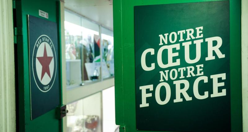  - Red Star : des commerçants de la ville audonienne utilisés pour présenter les tuniques