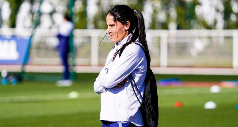  - Équipe de France (F) : Amel Majri a rejoint Clairefontaine accompagnée de son bébé de 9 mois 