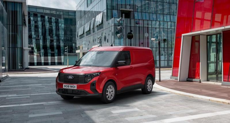  - Ford E-Transit Courier (2024) : la nouvelle génération du fourgon compact passe à l’électrique