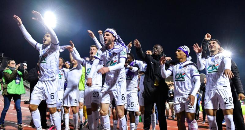  - Le TFC en liesse, Le Fée (Lorient) touché, un Strasbourg uni dans le feu de Bollaert