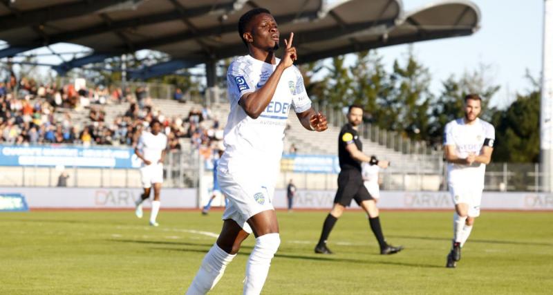  - L2 (J30) : Sochaux fait une grosse opération, le PFC et Sainté se rendent coup pour coup, ... les scores à la pause !