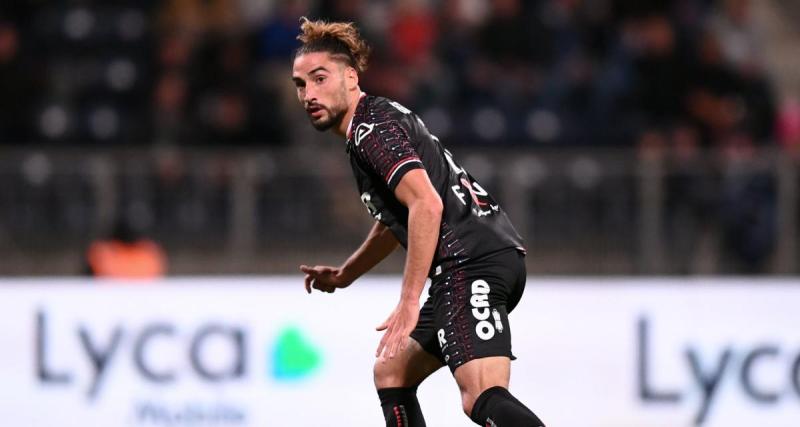  - Valenciennes : Bonnet s’énerve après la défaite à Annecy et frappe le banc