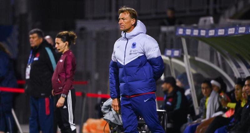  - Equipe de France féminine : Renard met la pression sur le public et raconte son bizutage