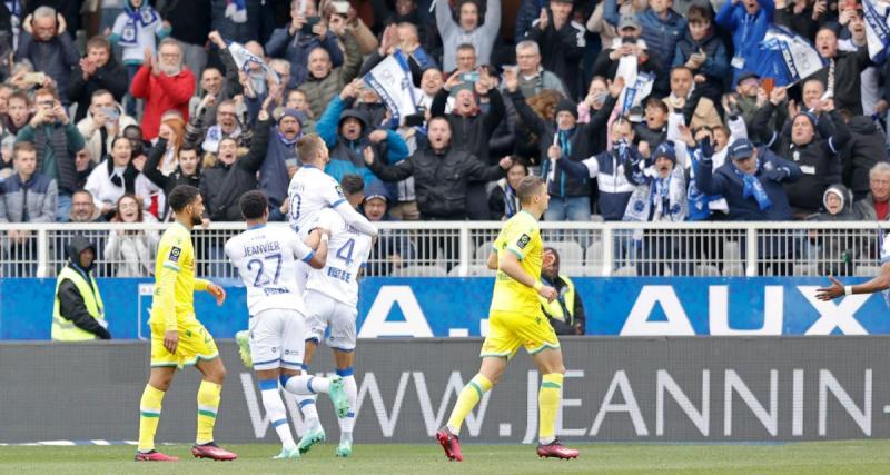  - Auxerre fait le break, Nice mené, Angers renversé, ... les scores à la pause du multi de L1 