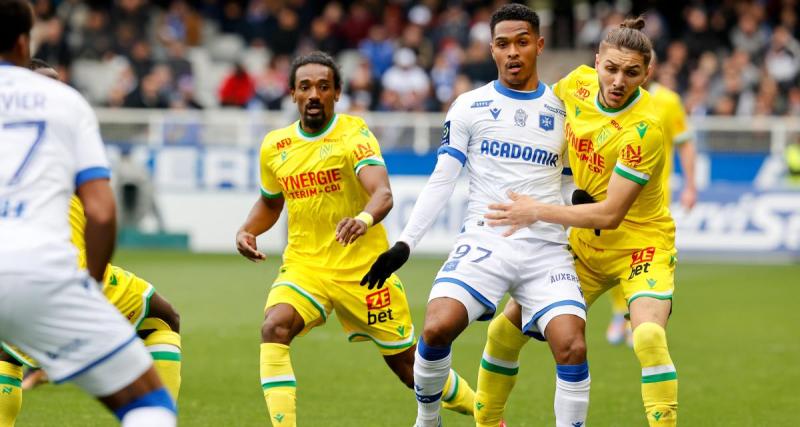 - FC Nantes : battus à Auxerre, Mollet et Castelletto lâchent des mots forts