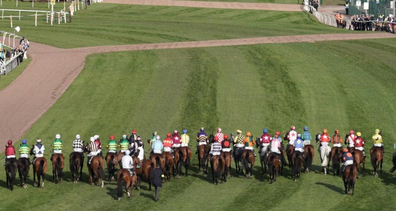  - Résultats course PMU : Saratoga Est vainqueur du Prix de Pau à Auteuil