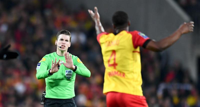  - RC Lens : un chat noir au sifflet face à l'AS Monaco