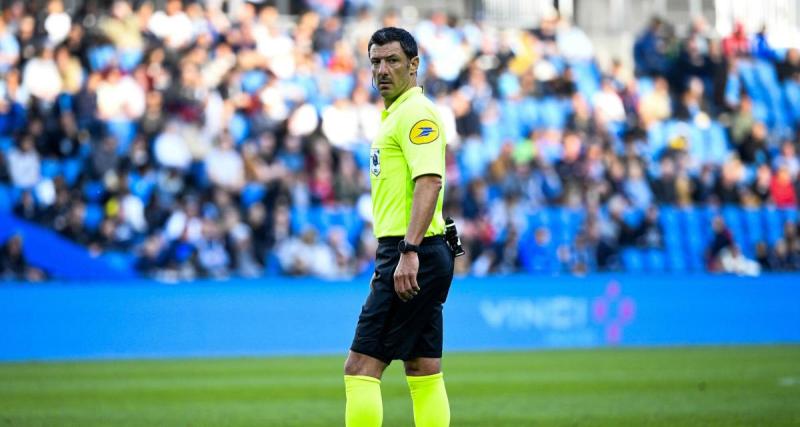  - Ligue 2 : les arbitres de la 32ème journée dévoilés 