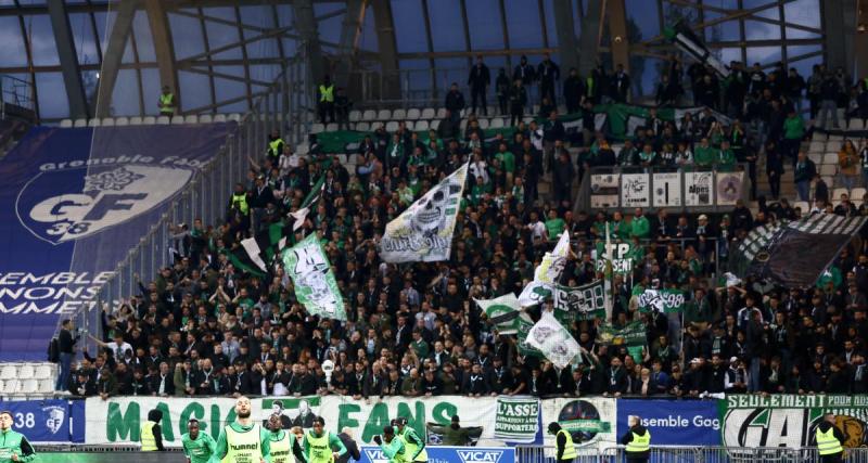  - ASSE : un affrontement violent à Grenoble pris en images