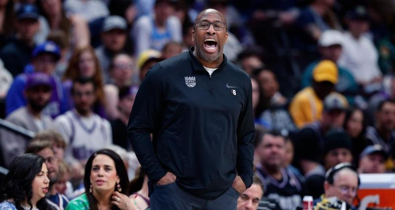  - NBA : Mike Brown élu coach de l’année à l’unanimité !