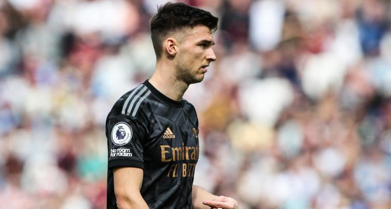  - Arsenal : un gros poisson de Premier League sur Kieran Tierney