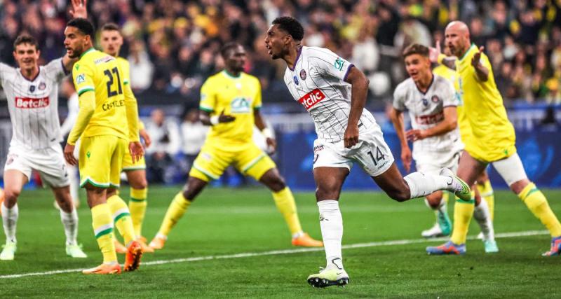  - FC Nantes - Toulouse : le Téfécé a une main et quatre doigts sur le trophée