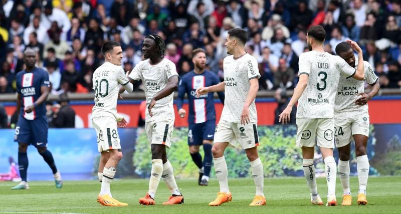  - 🚨 PSG - Lorient : un but insolite, un rouge, Paris mené... Première période folle au Parc !