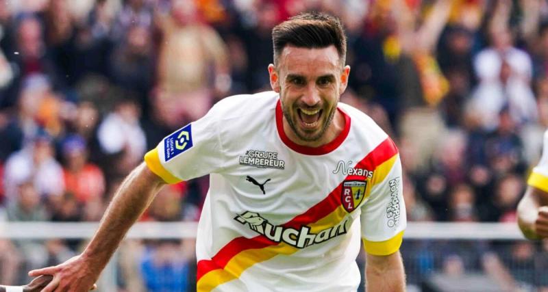  - Ligue 1 : dans un match renversant, le RC Lens rallie la pause en tête contre Lorient 