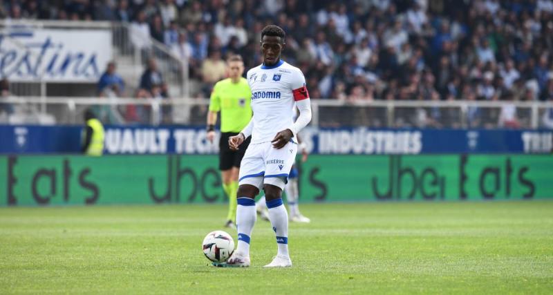  - Auxerre : malgré la défaite contre le PSG, Touré garde espoir pour le maintien 