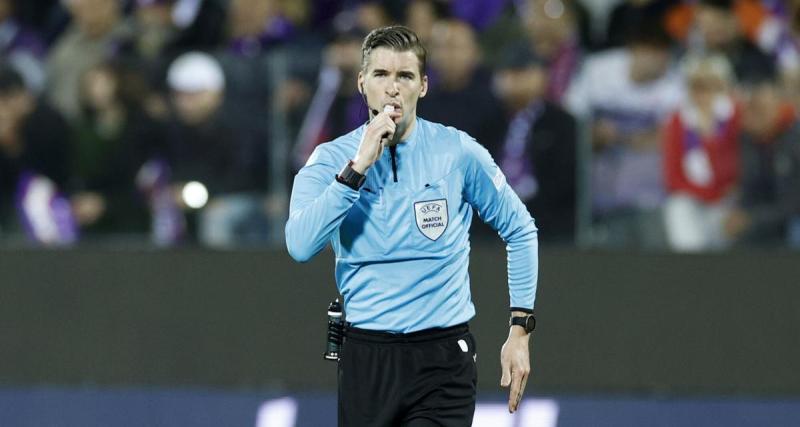  - Coupe du Monde U20 : l’arbitre François Letexier explique sa décision en direct aux spectateurs (vidéo) 