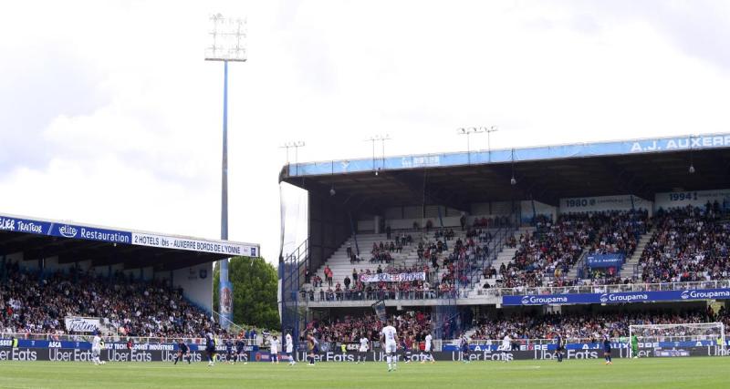  - Auxerre : l'AJA sanctionnée en raison d'une banderole envers le Qatar ?