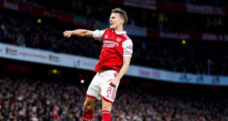  - Arsenal : le nouveau maillot des Gunners dévoilé (officiel)