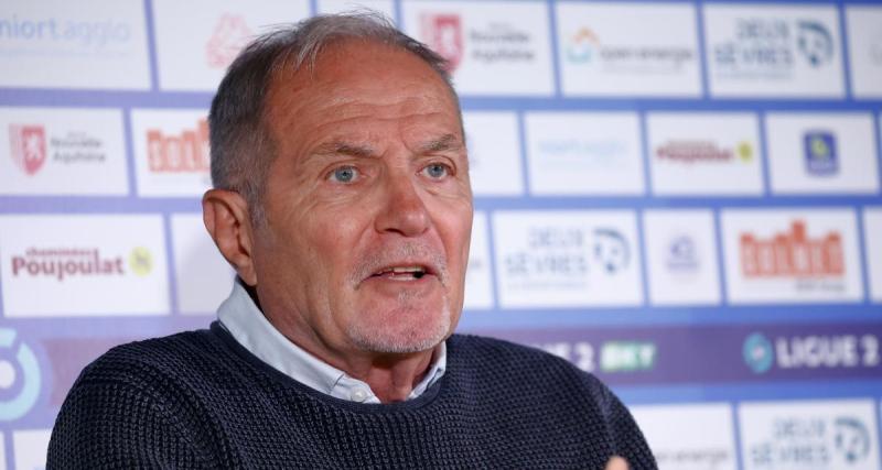  - Niort : Bernard Simondi tacle violemment ses joueurs 