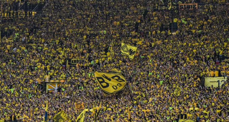  - Dortmund : la réaction incroyable du stade qui continue de chanter malgré la perte du titre