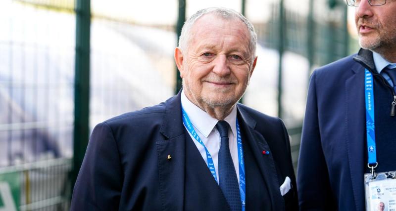  - OL : l'hommage des Gones à Aulas pour son dernier match