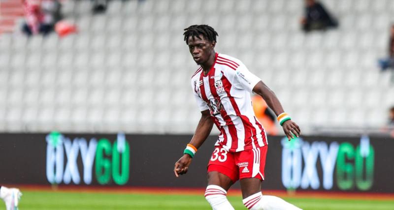  - Insolite : quand Ajaccio oublie un de ses joueurs….sur le parking de Bollaert !