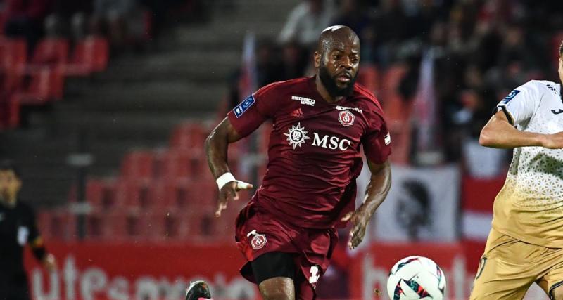  - Annecy : un cadre annonce son départ ! (Off)