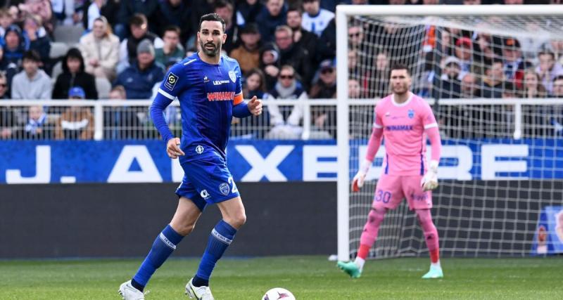  - Troyes : proche d’en découdre avec les supporters, Adil Rami convoqué par sa direction 