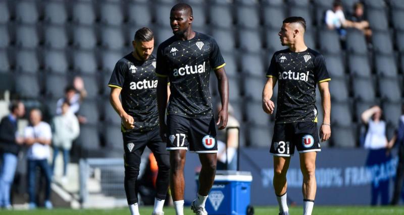  - Angers : un international algérien a prolongé son contrat jusqu’en juin 2025