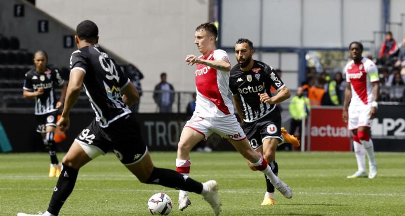  - 🚨 Angers - Monaco : un bijou de Golovin permet à l'ASM de mener à la pause !