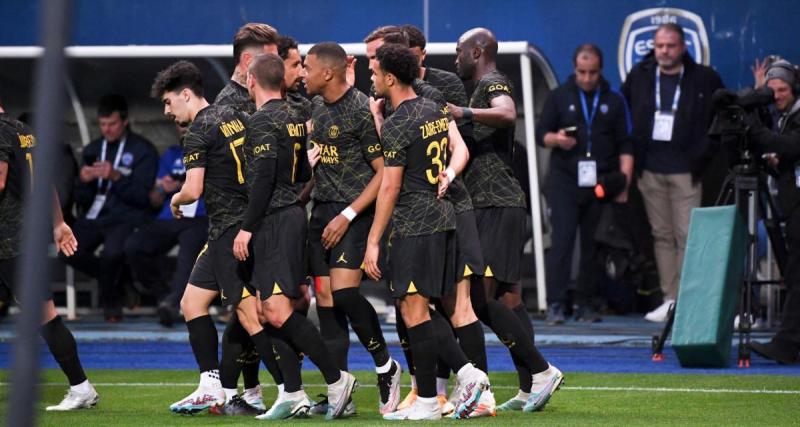  - Grâce à Mbappé, le PSG mène face à Troyes à la pause 