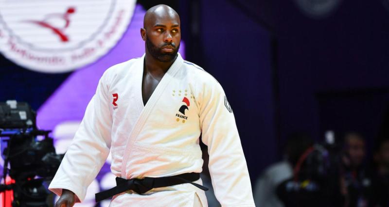  - Mondiaux : la grosse frayeur de Teddy Riner, qualifié pour les quarts dans la douleur 