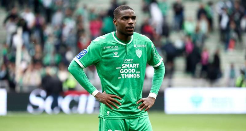  - Ligue 2 : Niels Nkounkou (ASSE) élu joueur du mois d’avril 