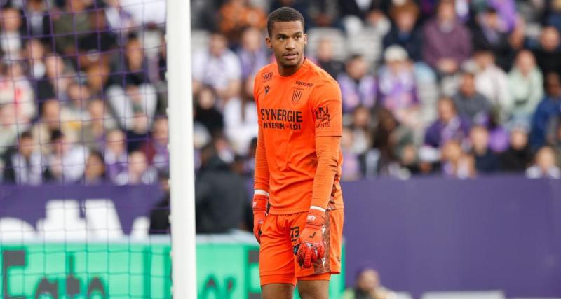  - FC Nantes : Alban Lafont évoque la perte de son brassard de capitaine