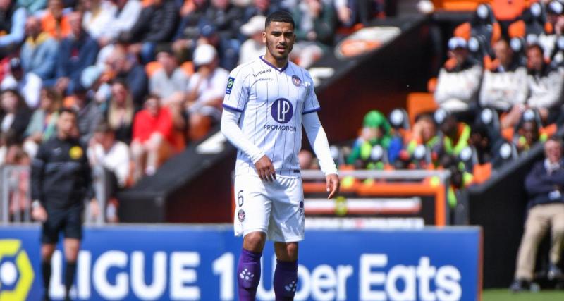  - Toulouse : Aboukhlal poussé vers la sortie par le Téfécé