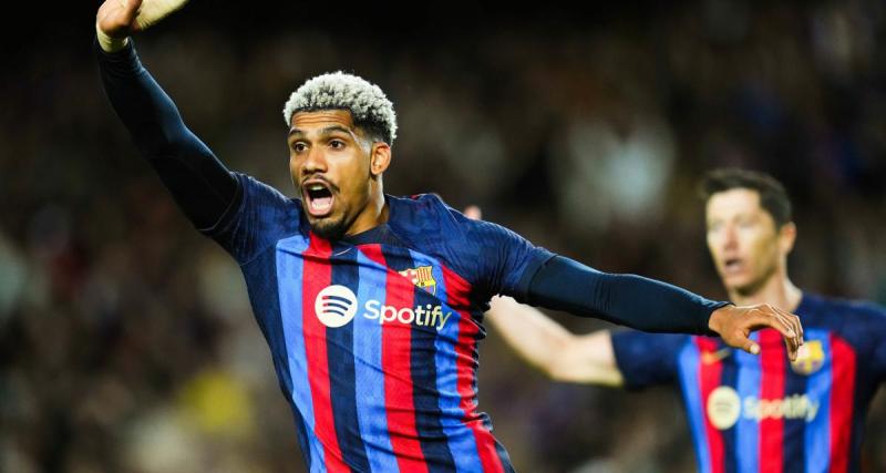  - Barça : l'annonce d'Araujo sur son futur, qui fait un appel du pied à Messi