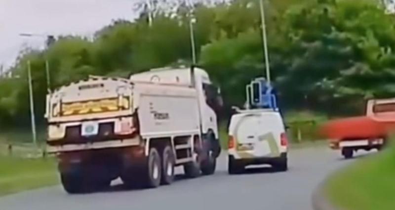  - VIDEO - Ce conducteur veut couper la route d'un camion, son utilitaire est retourné comme une crêpe