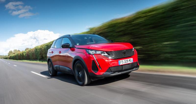  - Avant sa sortie, le nouveau Peugeot 3008 dévoile son intérieur où trône un i-Cockpit panoramique
