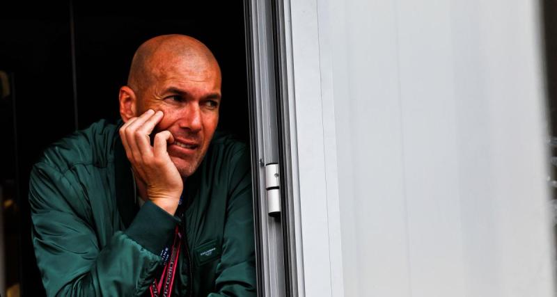  - Zidane esquive avec humour la question d'un adolescent sur son avenir